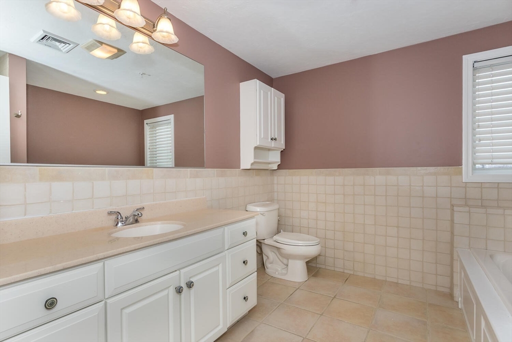 4 Highland Terrace # 415