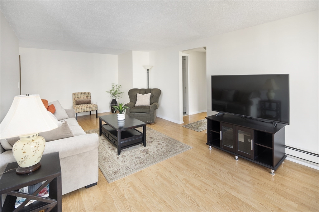 220 Bedford St # 6 Unit: E-6