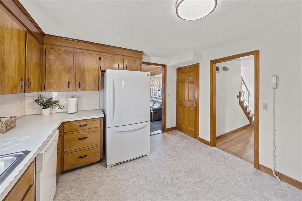 32 Nichols Ave