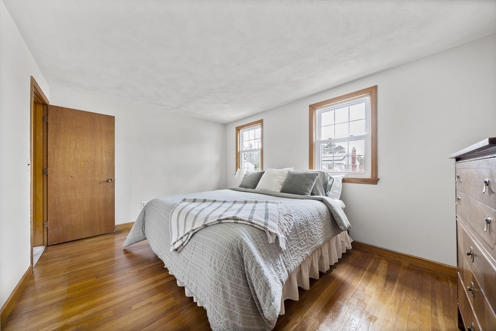 32 Nichols Ave