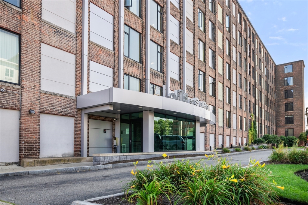 147 Centre Street # 603