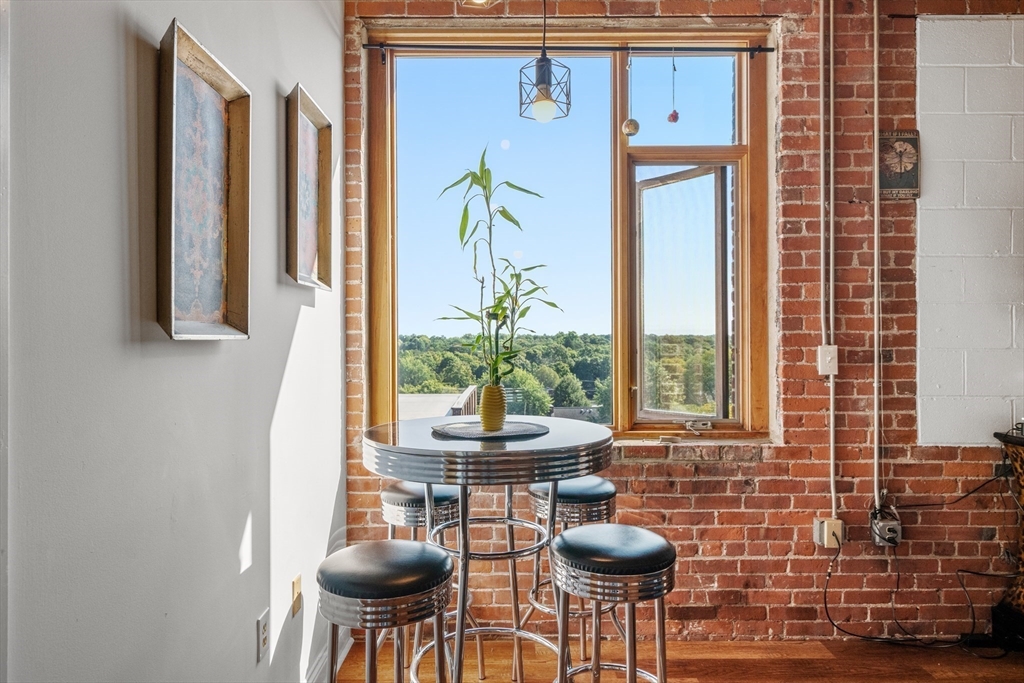 147 Centre Street # 603