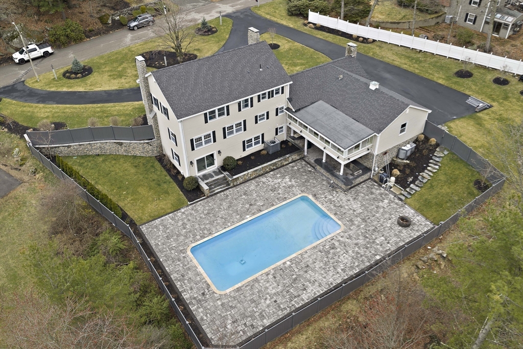 49 Algonquin Rd