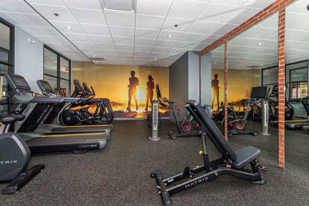 1241-1251 Adams St # F407