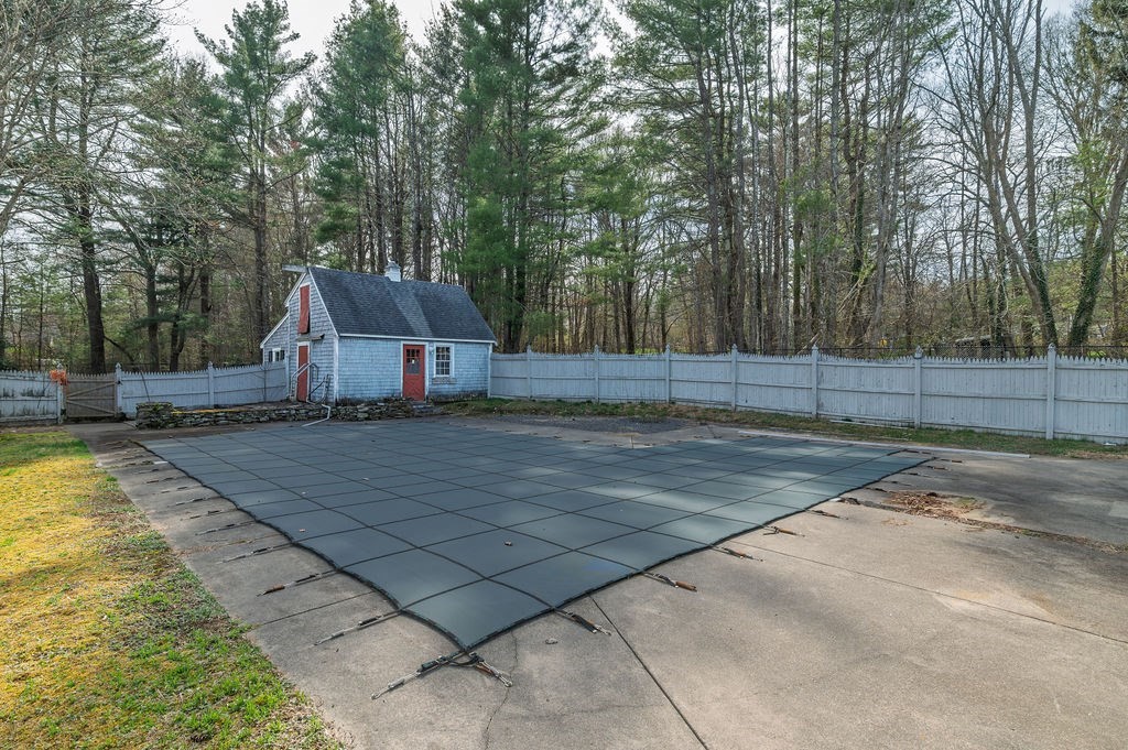48 Big Rock Ln