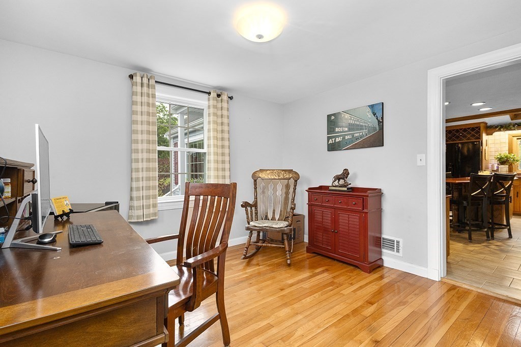 13 Meadowview Road