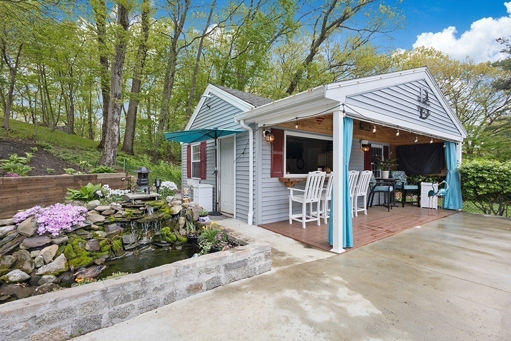 13 Meadowview Road