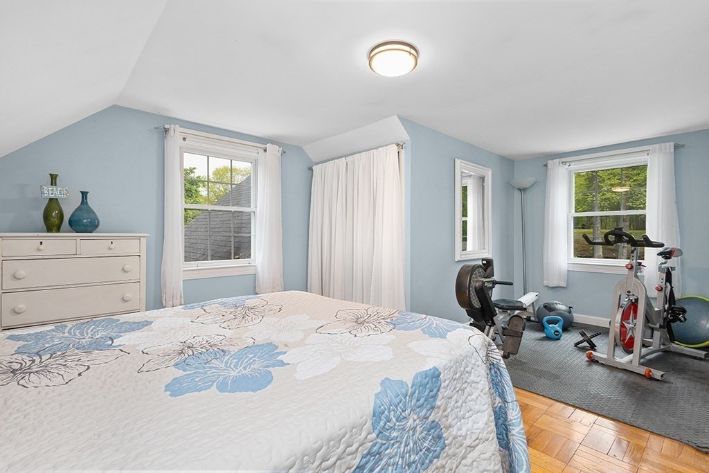 13 Meadowview Road
