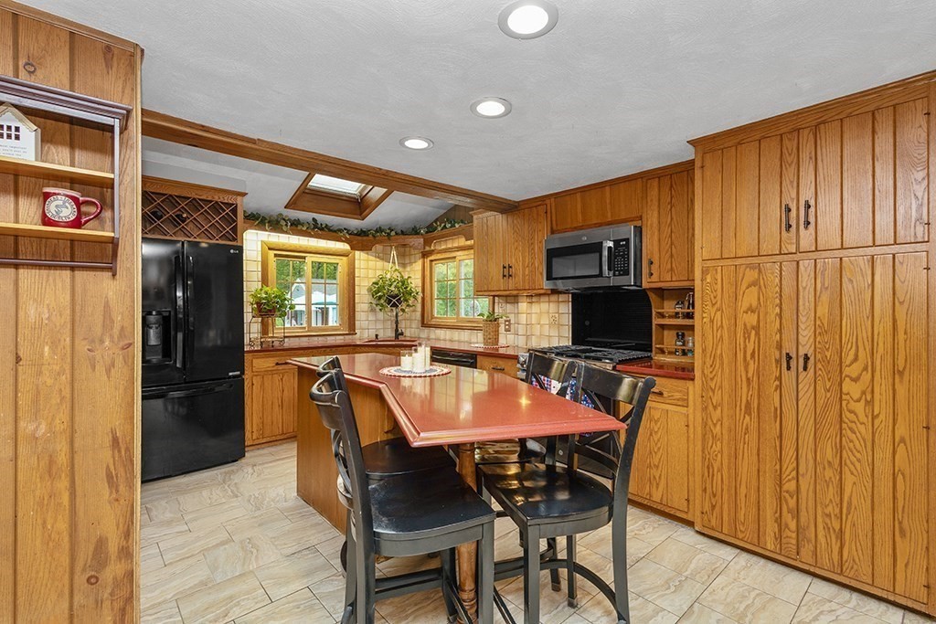13 Meadowview Road