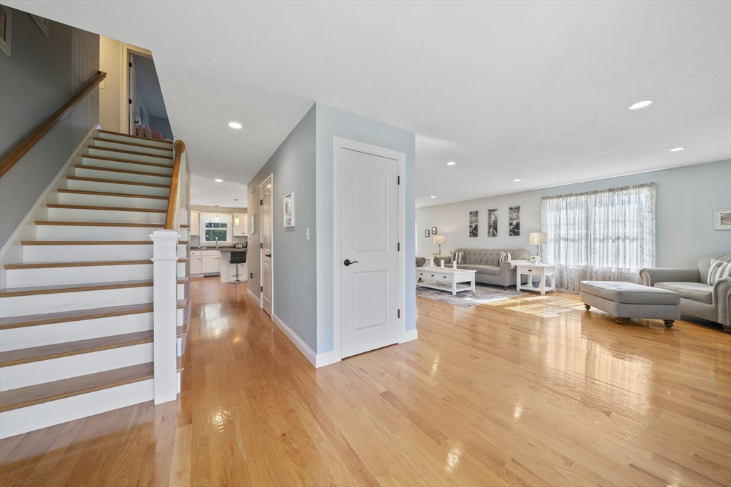 150 E High St