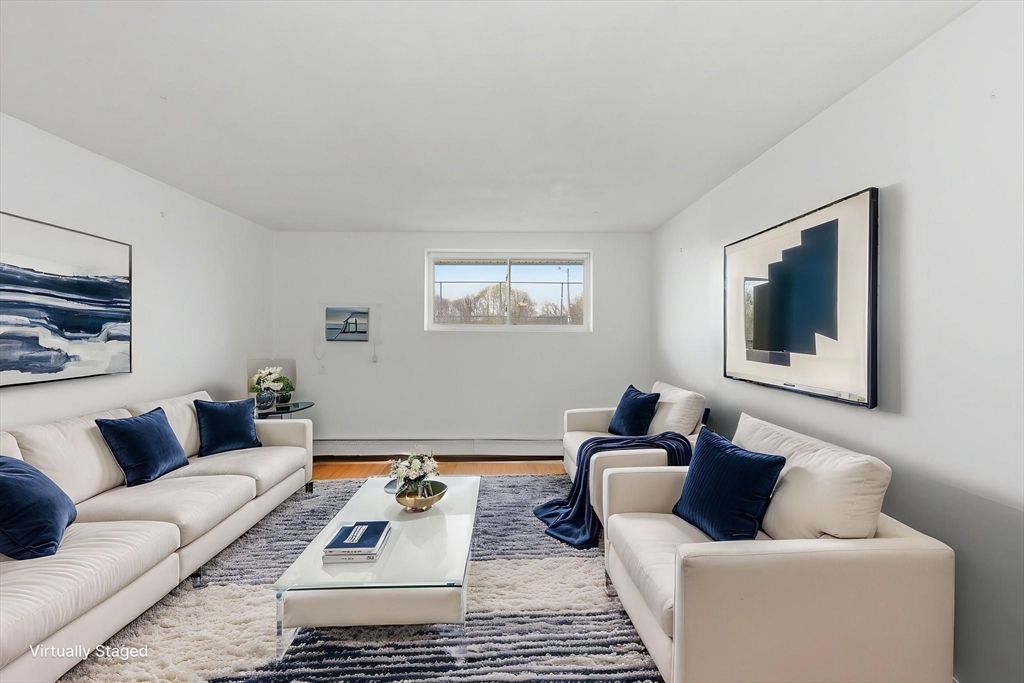 1000 Governors Dr # 4