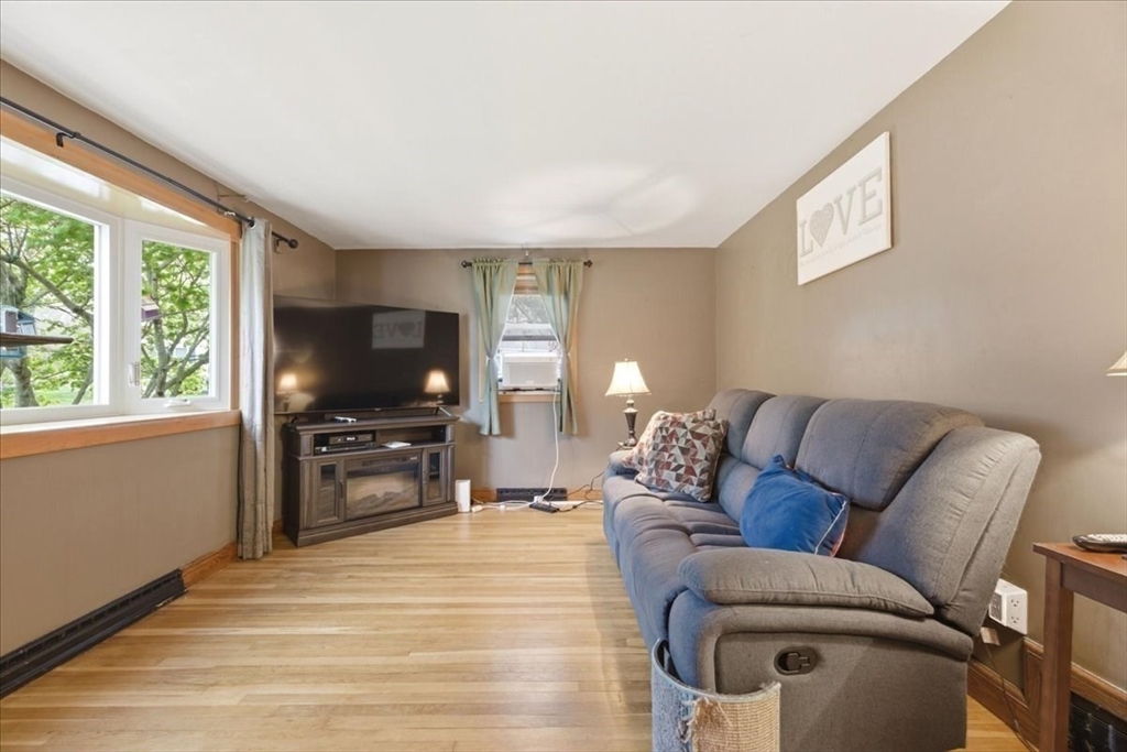 26 Donald Tennant Circle