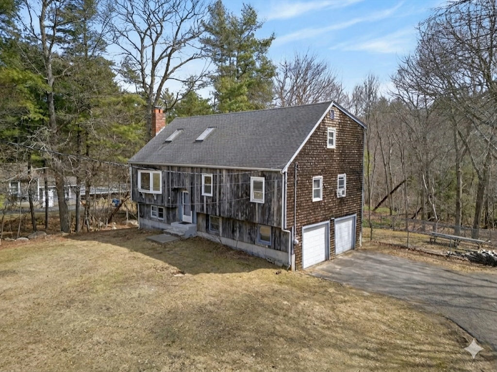 300 Water St