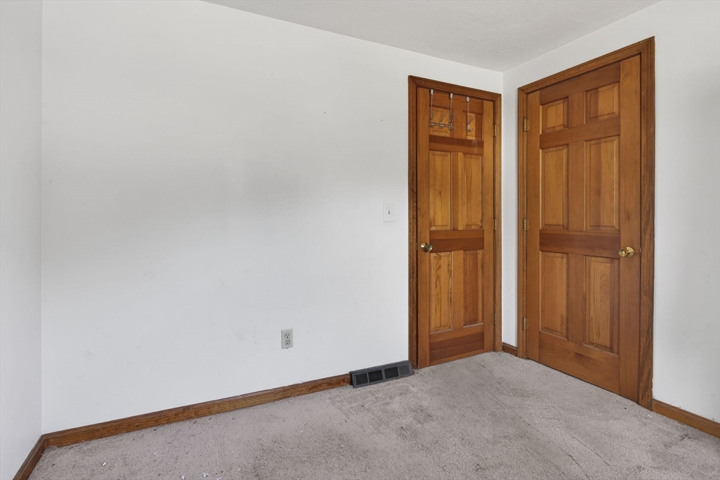 300 Water St