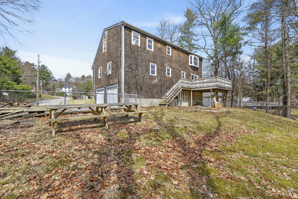 300 Water St