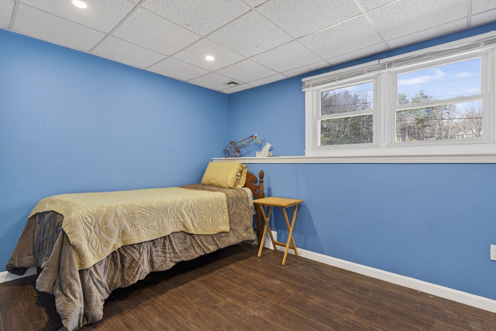 300 Water St