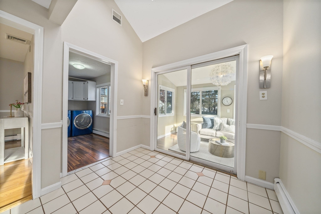 86 Cabot Ave