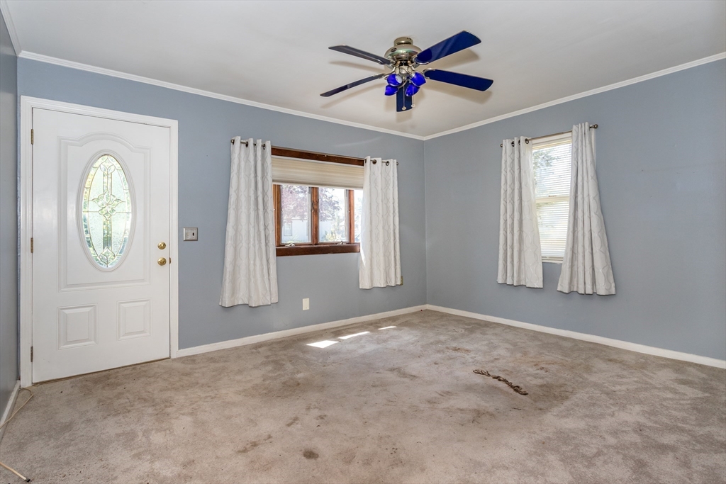 20 Rayburn Rd