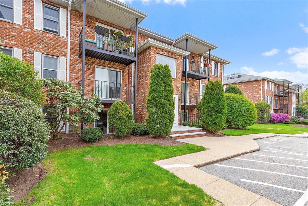 350 Neponset # M