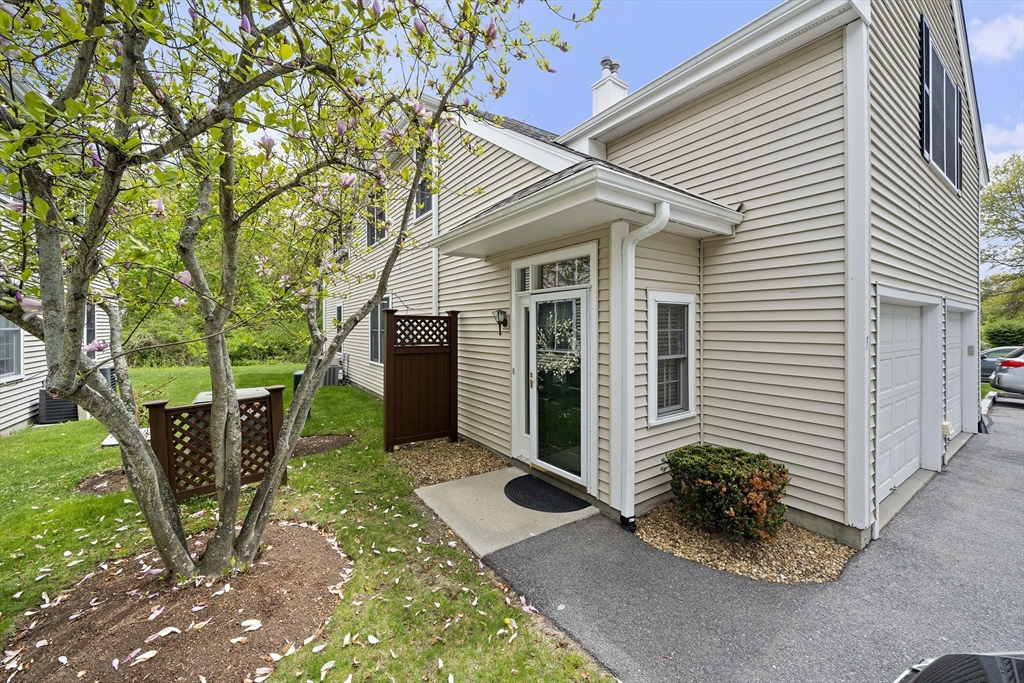 7 Evergreen Circle # 7