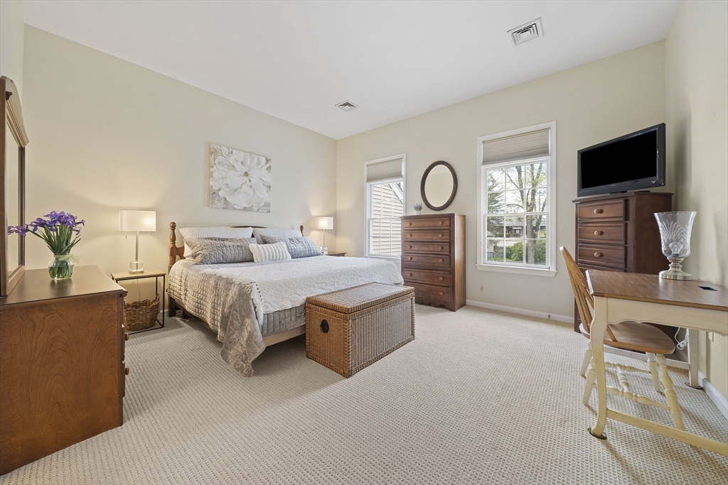 7 Evergreen Circle # 7