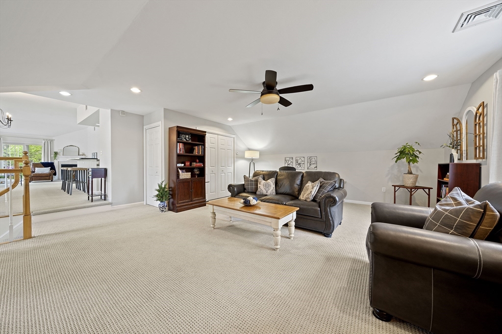 7 Evergreen Circle # 7
