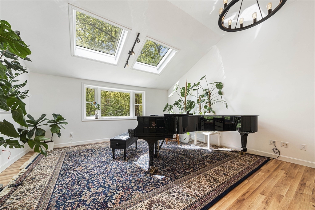 136 Allen Road