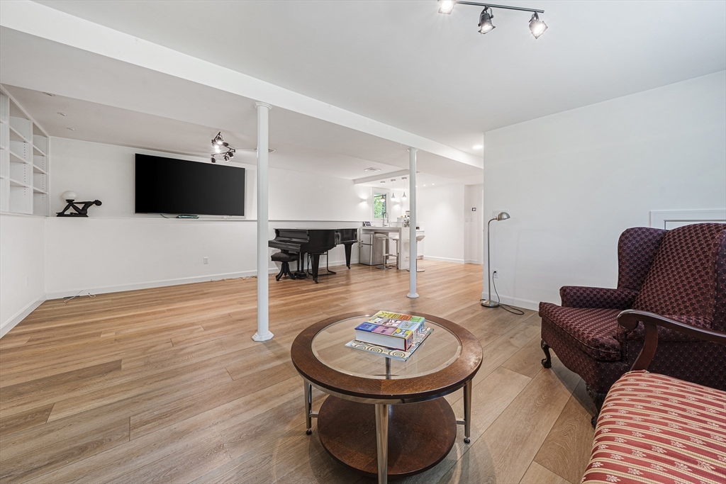136 Allen Road