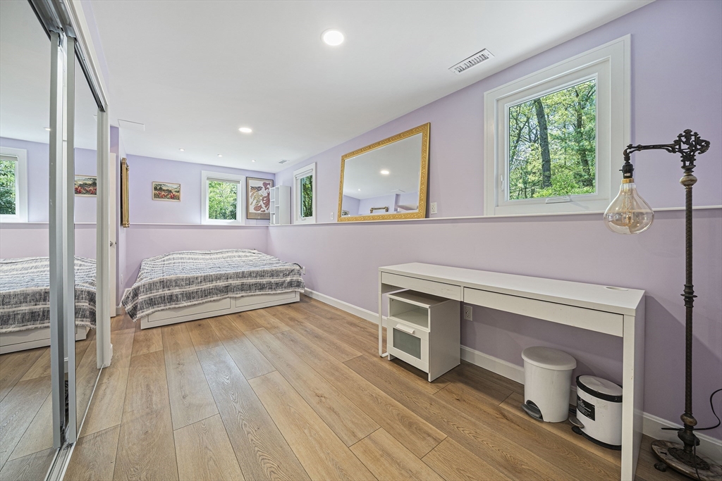 136 Allen Road