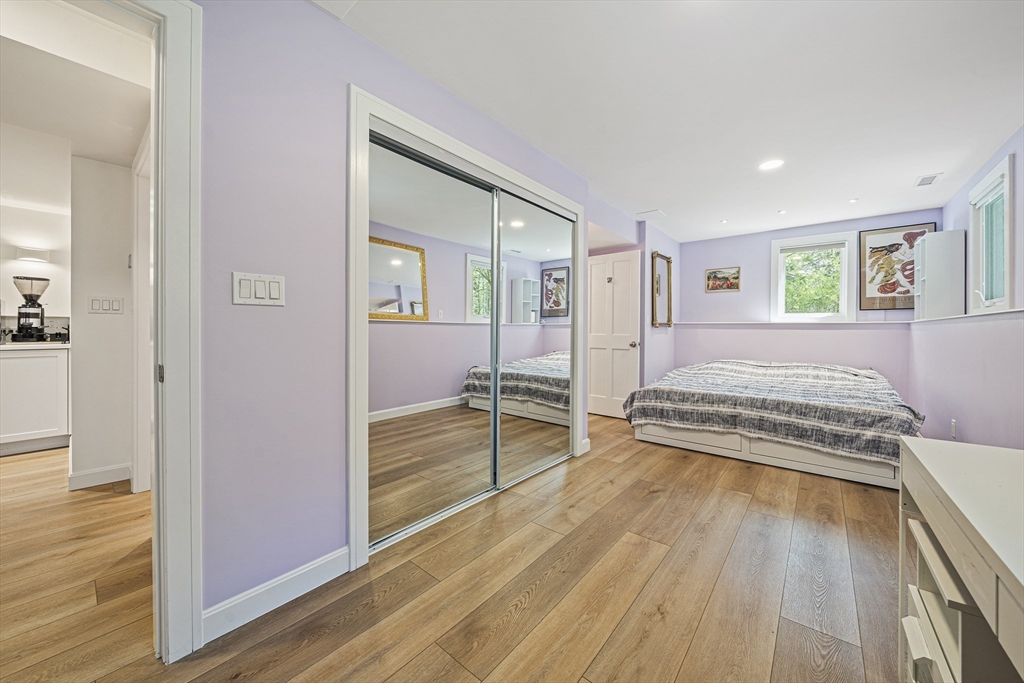 136 Allen Road