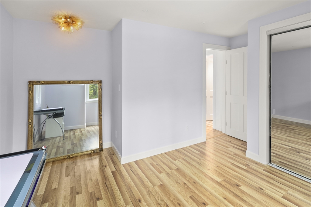 136 Allen Road