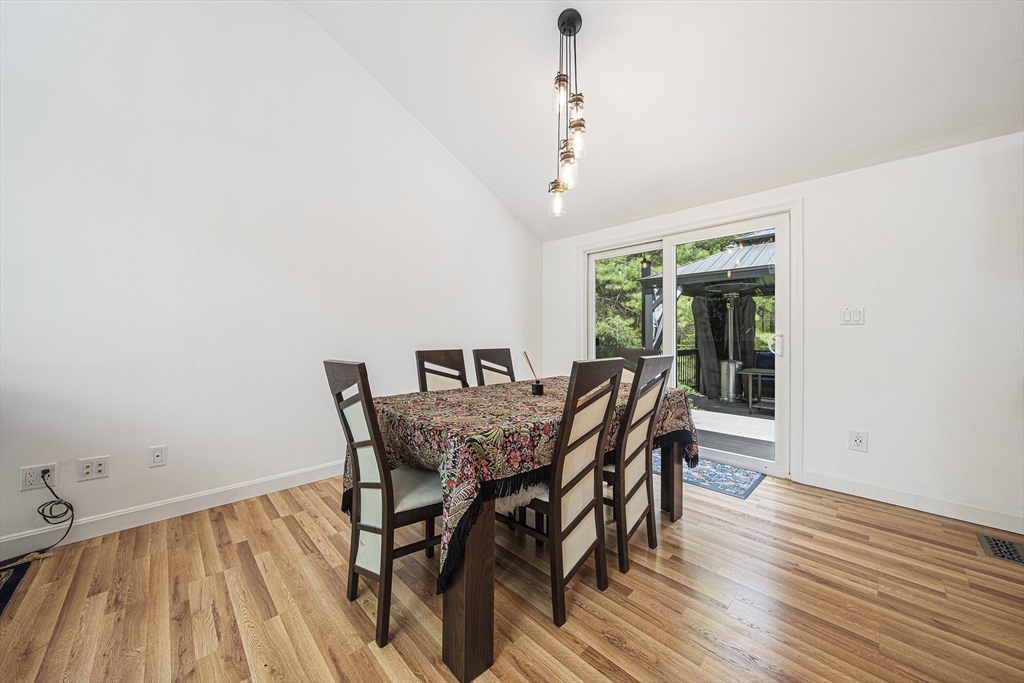 136 Allen Road