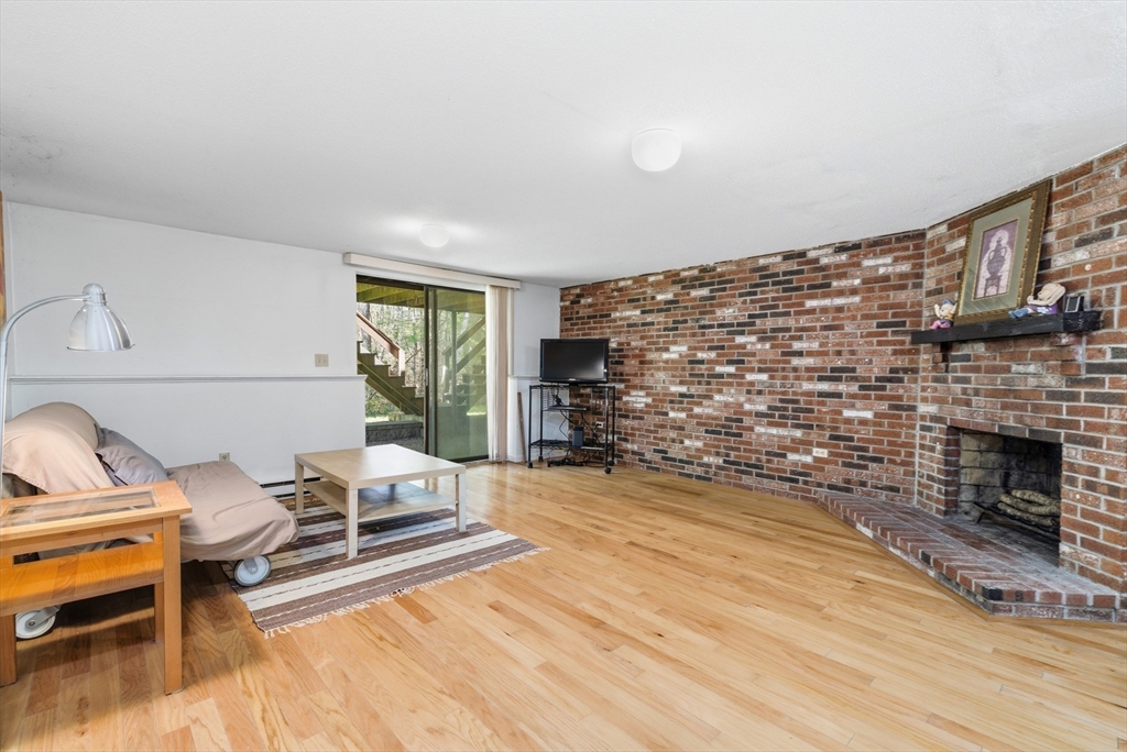 23 Hilltop Lane # 1