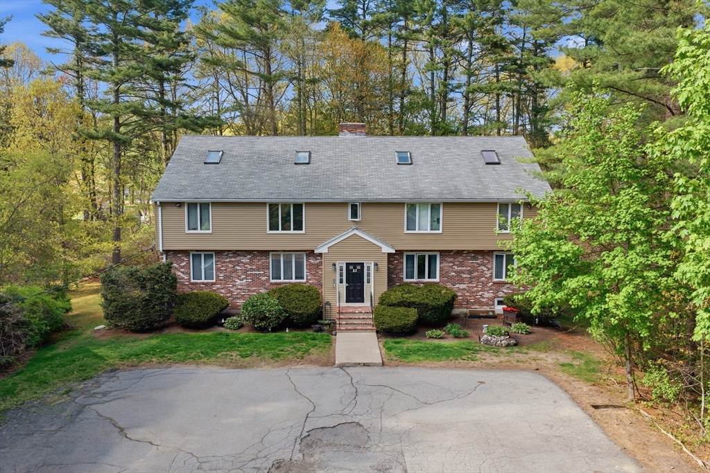 23 Hilltop Lane # 1