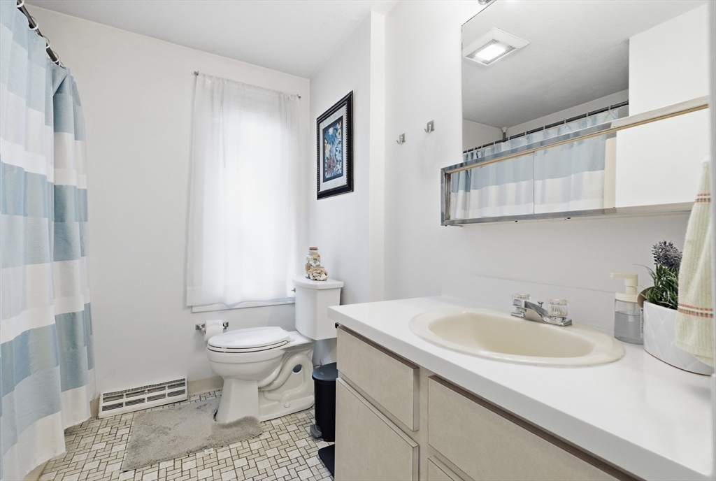 23 Hilltop Lane # 1