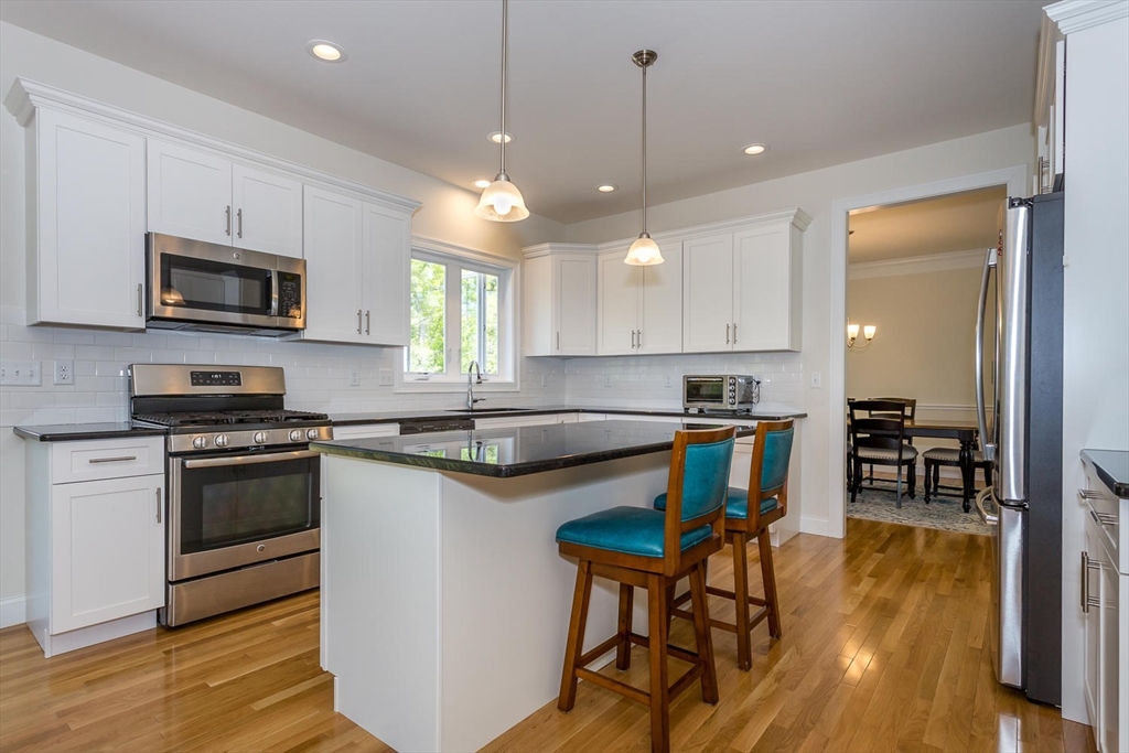 42 Magnolia Way