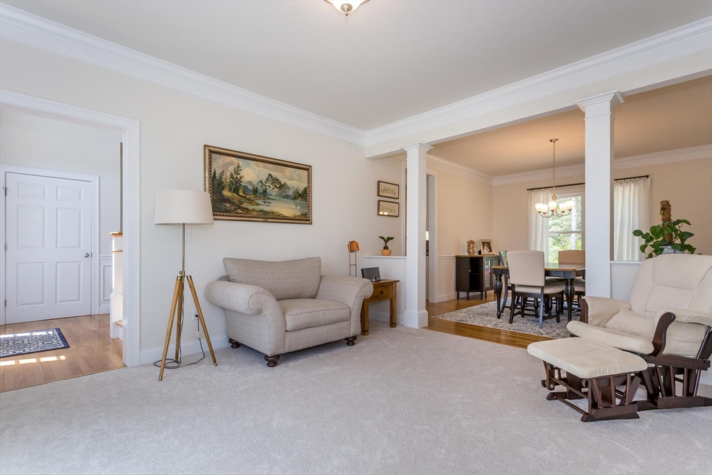 42 Magnolia Way