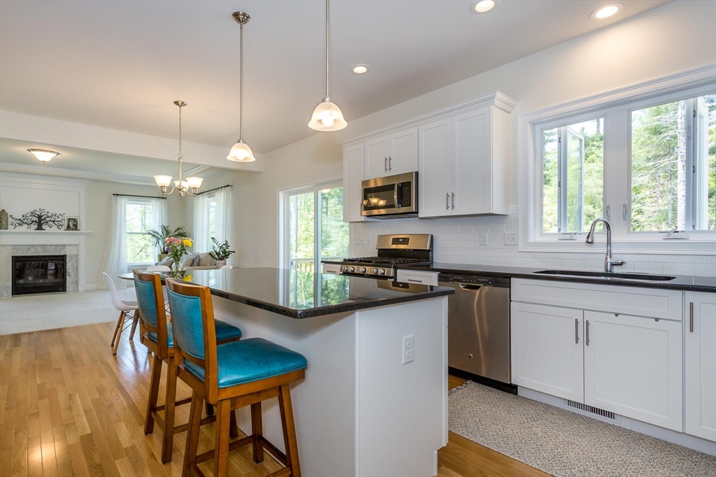 42 Magnolia Way