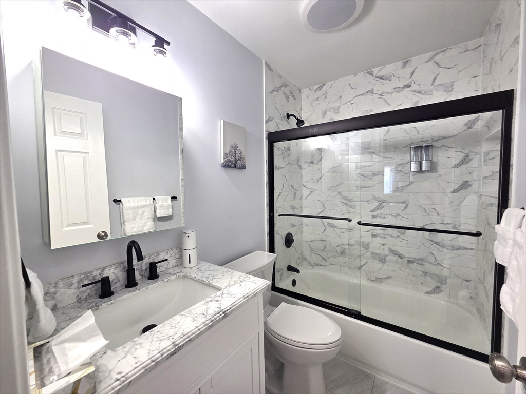 276 Sumner St # 2