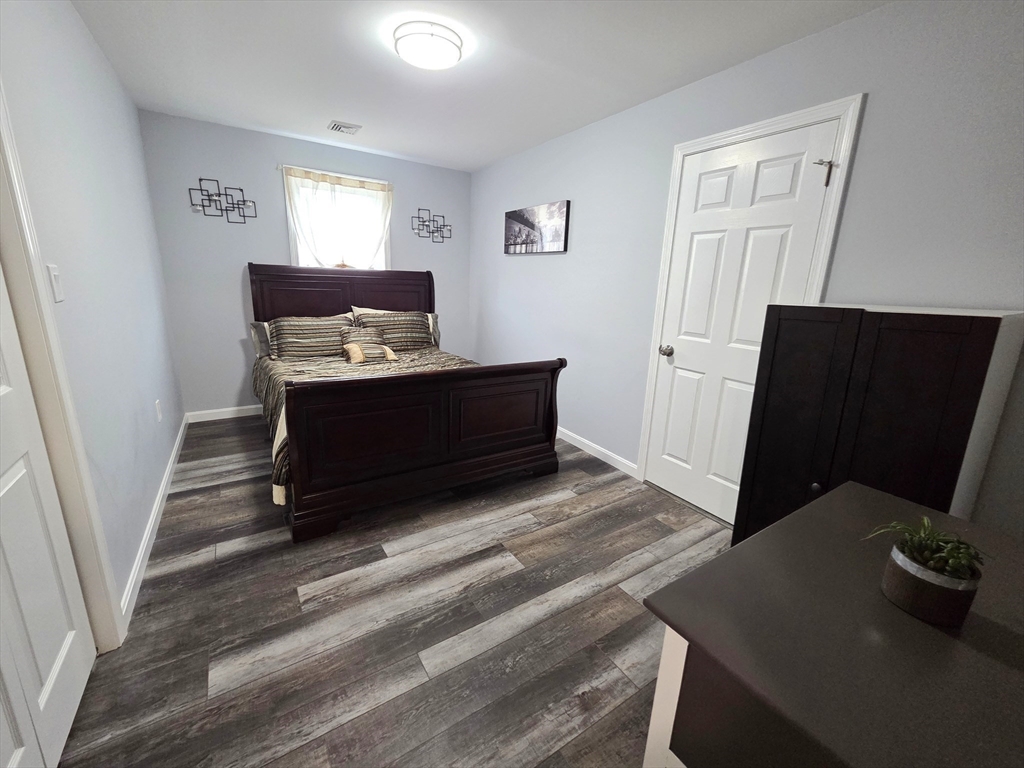 276 Sumner St # 2