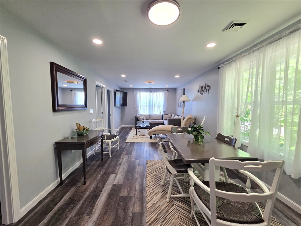 276 Sumner St # 2