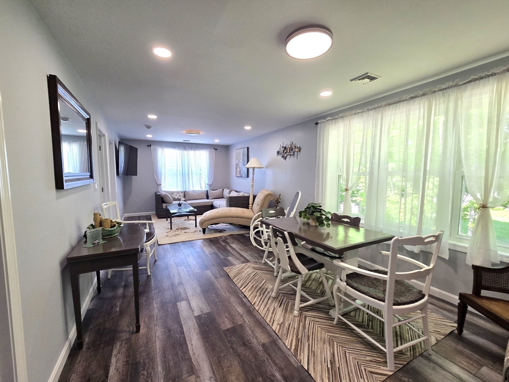 276 Sumner St # 2