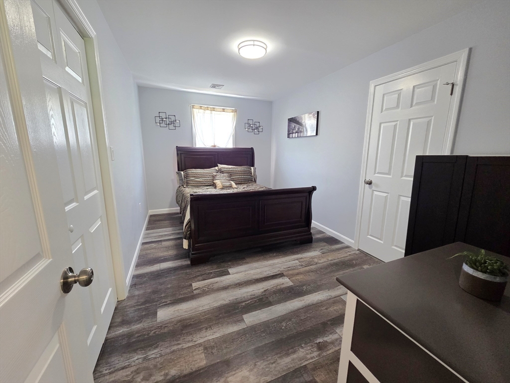 276 Sumner St # 2
