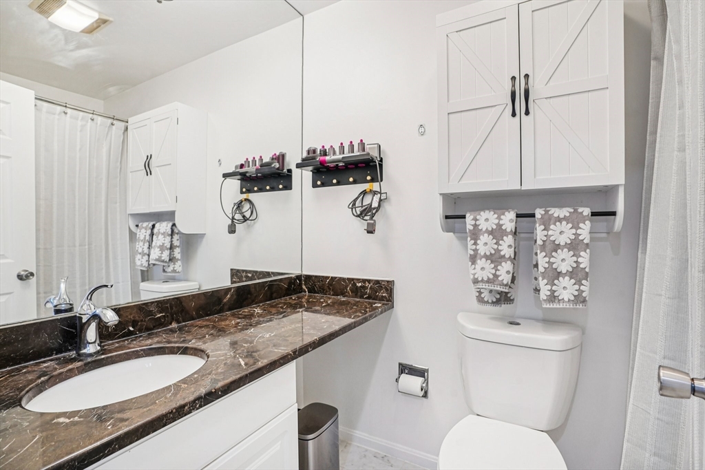 257 Allerton Commons Ln # 257