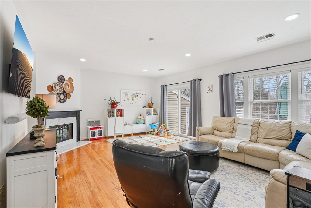 257 Allerton Commons Ln # 257