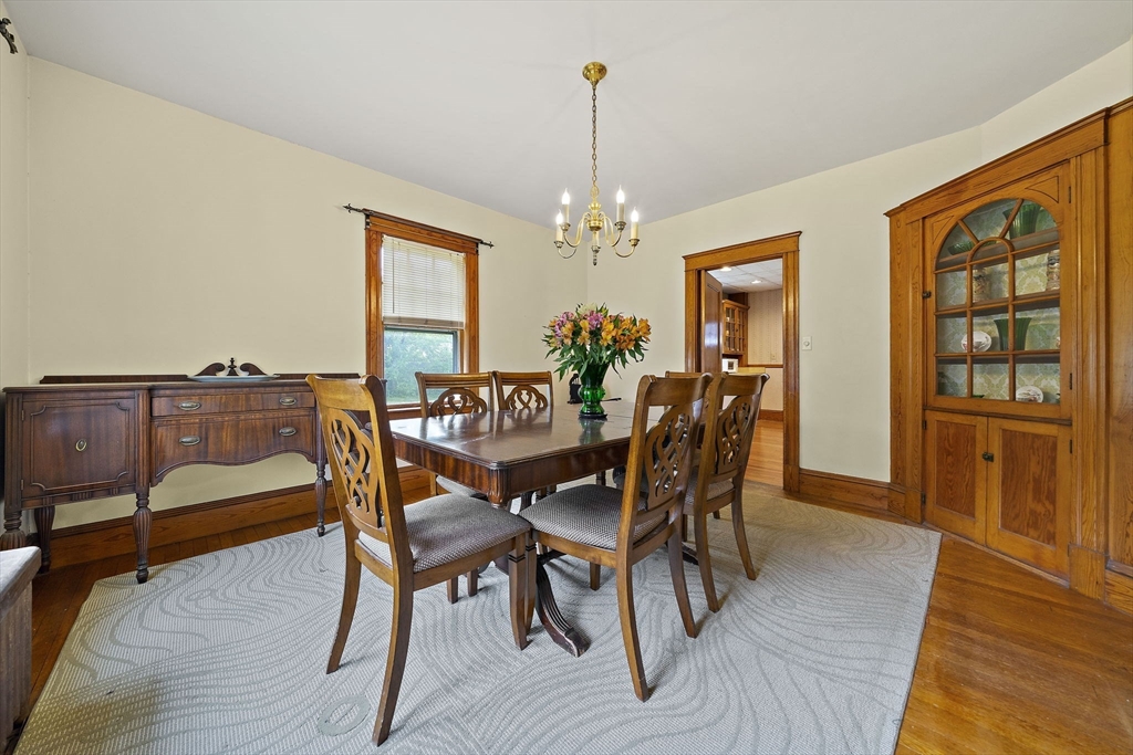 19 Byron Ave