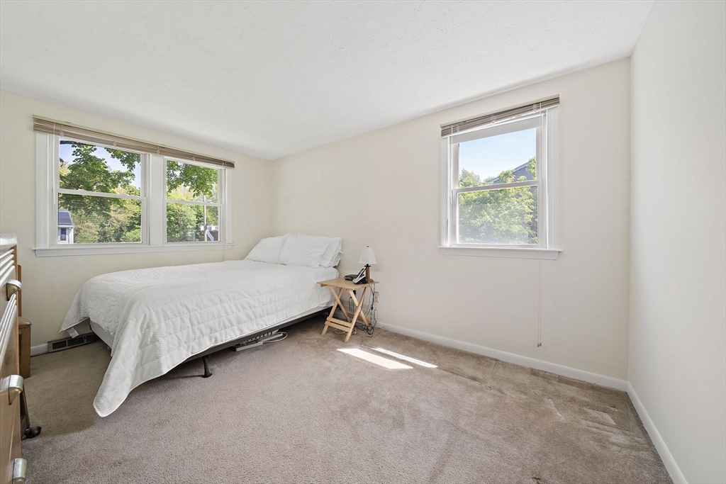 6 Sandy Ridge Cir
