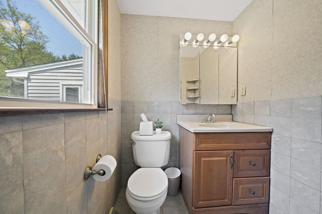 6 Sandy Ridge Cir