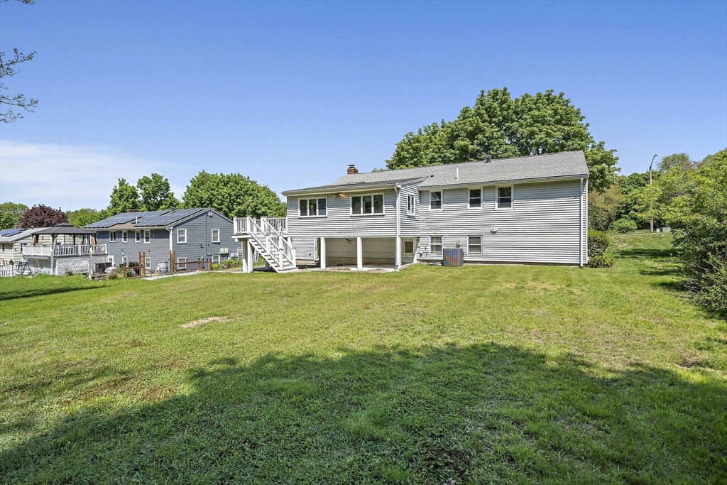 6 Sandy Ridge Cir