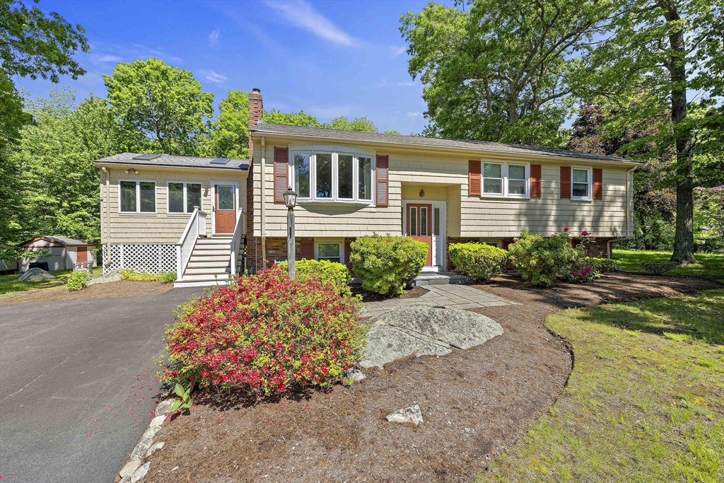 156 Third St